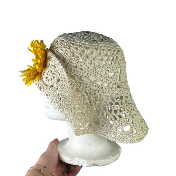 Vintage 90s Cream Crochet Straw Floppy Wide Brim Hat w/ Sunflower - Picture 2 of 4
